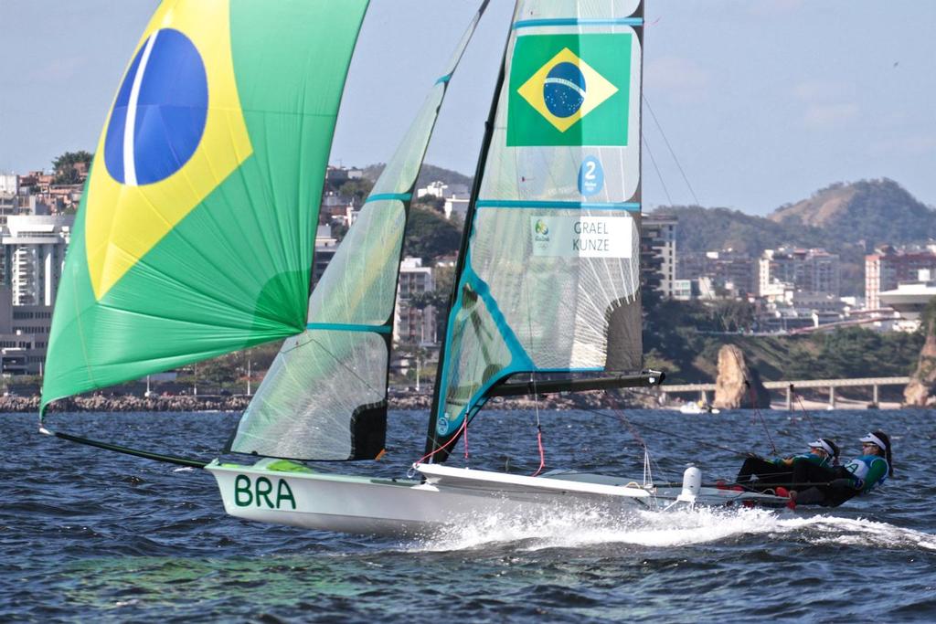 Day 6 - Brazil - 49erFX August 13, 2016 © Richard Gladwell www.photosport.co.nz